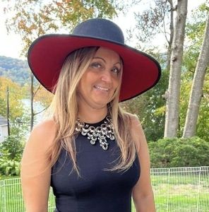 Meet your Posher, Ann marie